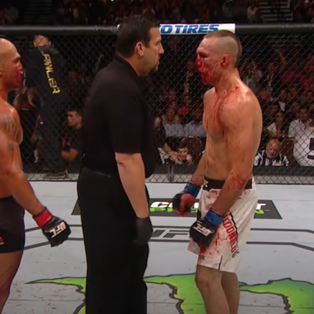 Robbie Lawler (lijevo) i Rory MacDonald (desno)