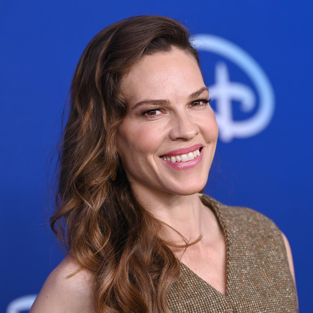 Presretna holivudska glumica Hilary Swank
