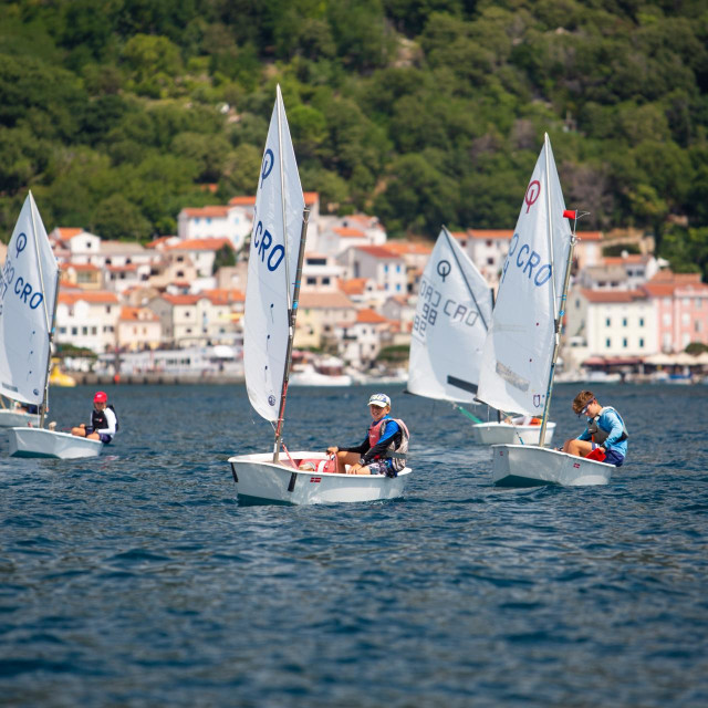 Jedrenje Klasa optimist