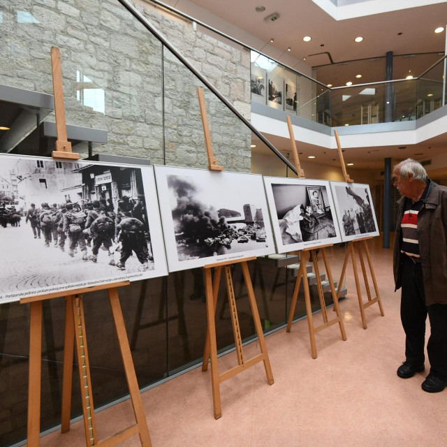 Svečano otvorena izložba Slobodne Dalmacije