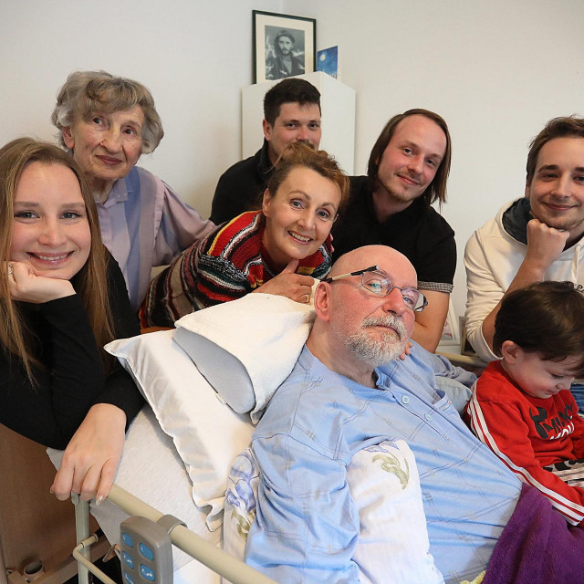 Draško Regul, kćer Vedra, mama Ruža, supruga Lidija, zet Filip, sin Grigor, sin Juraj, unuk Vilim