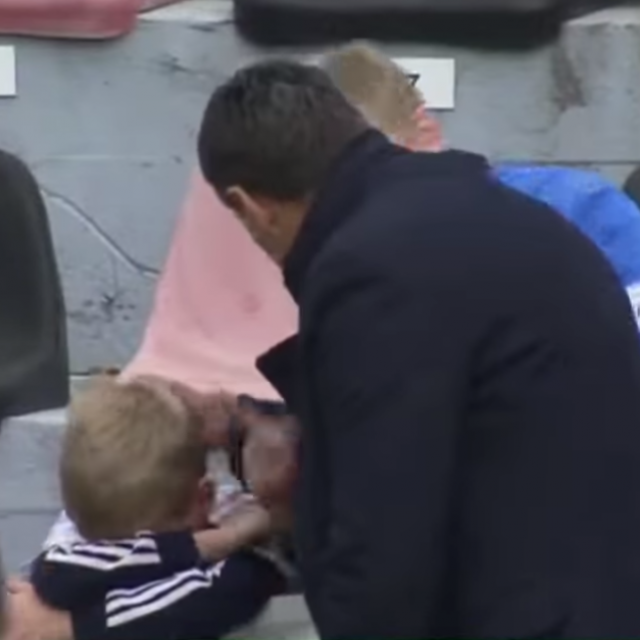 Samir Toplak i mladi navijač