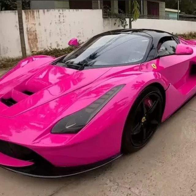 LaFerrari replika