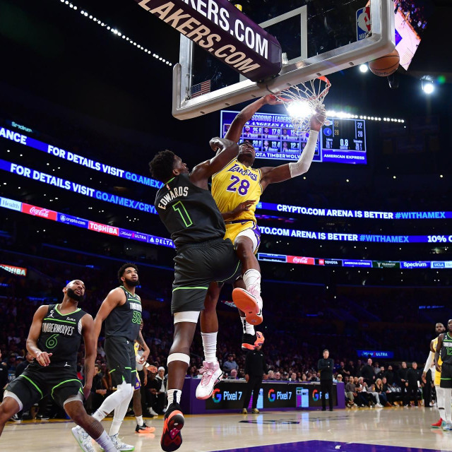 Anthony Edwards i Rui Hachimura