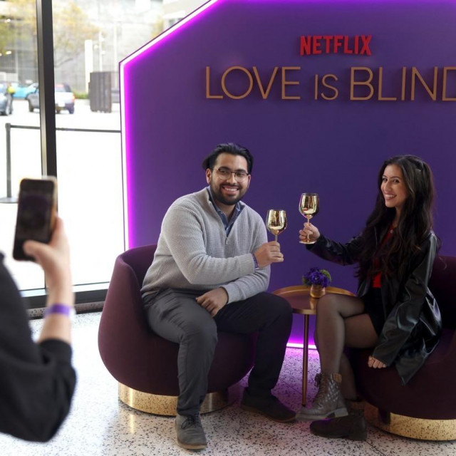 ‘Love is Blind‘ podcast set prošloga vikenda bio je otvoren i za obožavatelje koji su jedva čekali emisiju