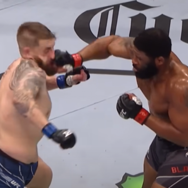 Chris Daukaus (lijevo) vs. Curtis Blaydes (desno)