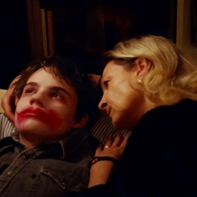Scena iz filma Sram