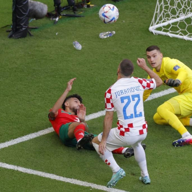 Noussair Mazraoui u prvoj utakmici s Hrvatskom na SP-u u Kataru