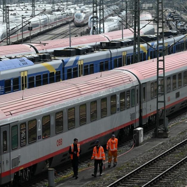 Željeznički kolodvor u Münchenu