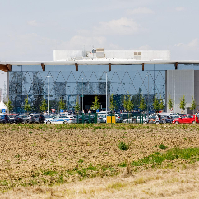 Zgrada Gospodarskog centra u Osijeku