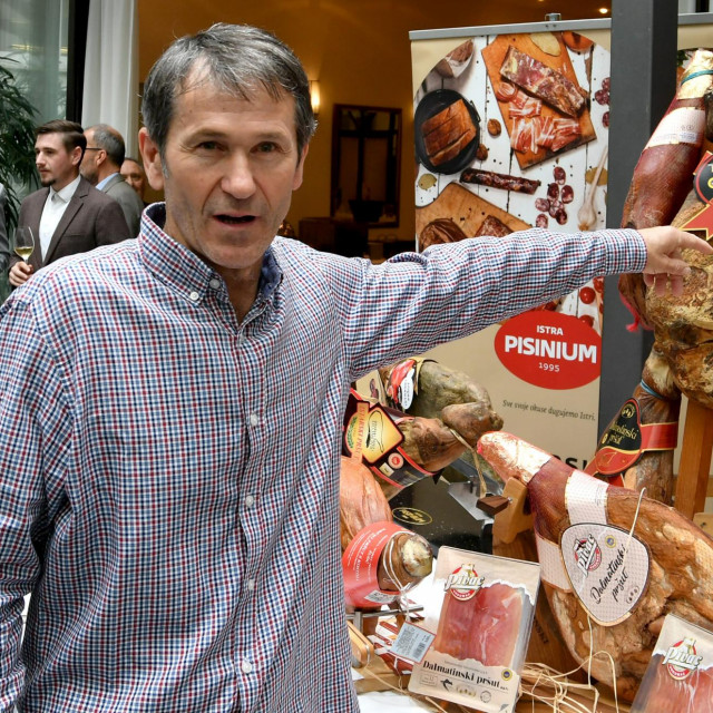 Vlado Prančić, pobjednik smotre najboljih pršuta