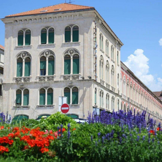 Hotel Bellevue, Split