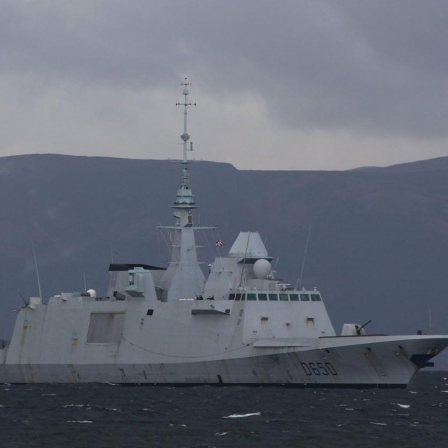 Ilustracija: francuska fregata FS Aquitaine (D650)