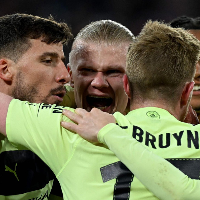 Erling Haaland (Manchester City) i suigrači