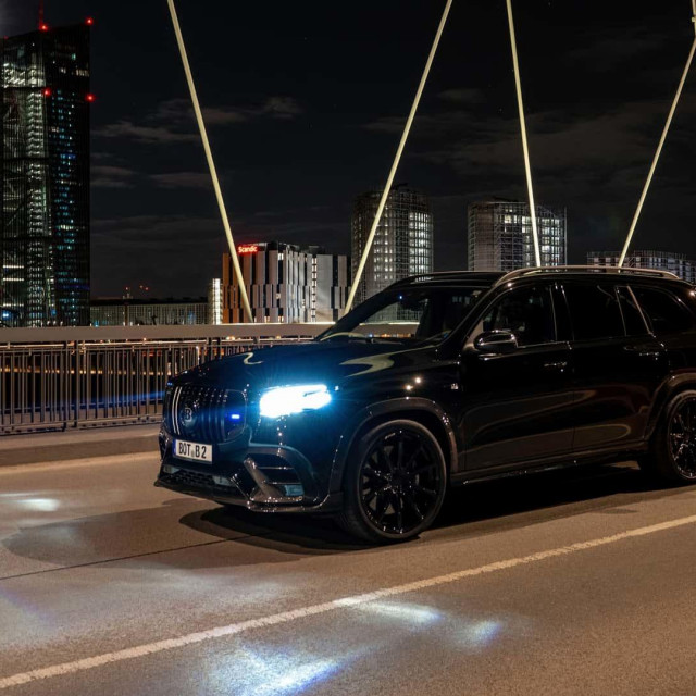 Brabus 900 Superblack (Mercedes GLS63 AMG)