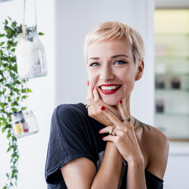 Pjevacica Mirela Priselac‘ Remi ‘