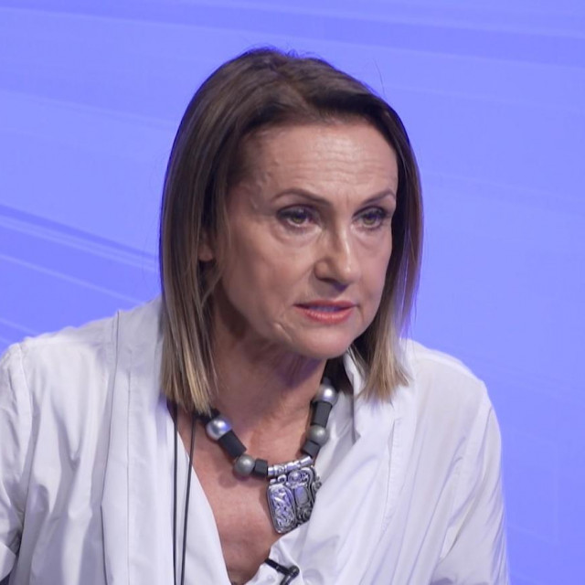 Almira Osmanović