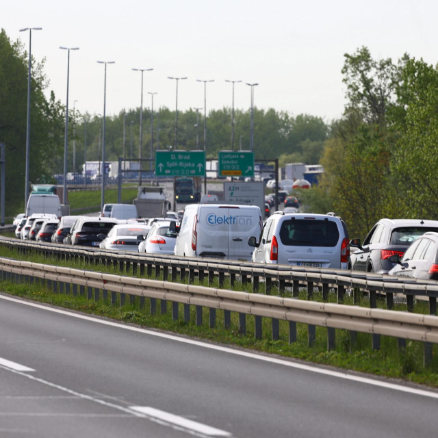 Kolona automobila na zagrebačkoj obilaznici duga je 7 km