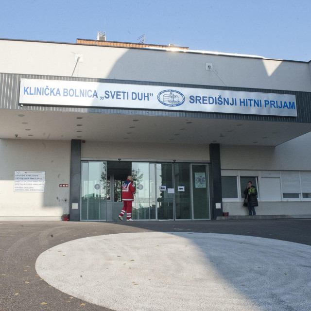 KB Sveti Duh (arhivska fotografija)