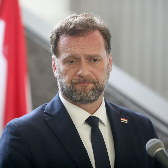 Mario Banožić
