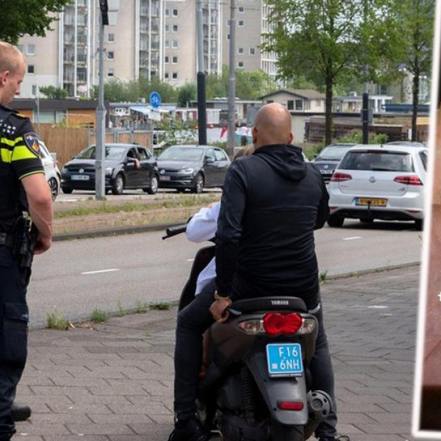 Vozača dozvola na kojoj piše Boris Johnson
