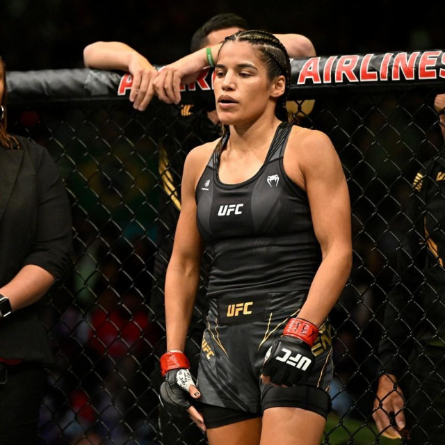 Julianna Pena