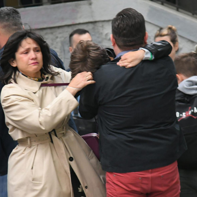 Škola u četvrti Vračar ima i školskog policajca i zaštitara, ali to, nažalost, nije spriječilo tragediju