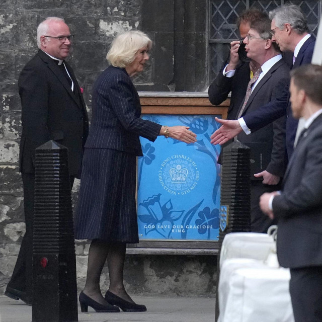 Supruga kraljica Camilla sigla je na probu u Westminstersku opatiju