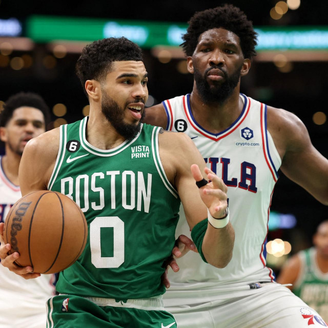 Jayson Tatum i Joel Embiid