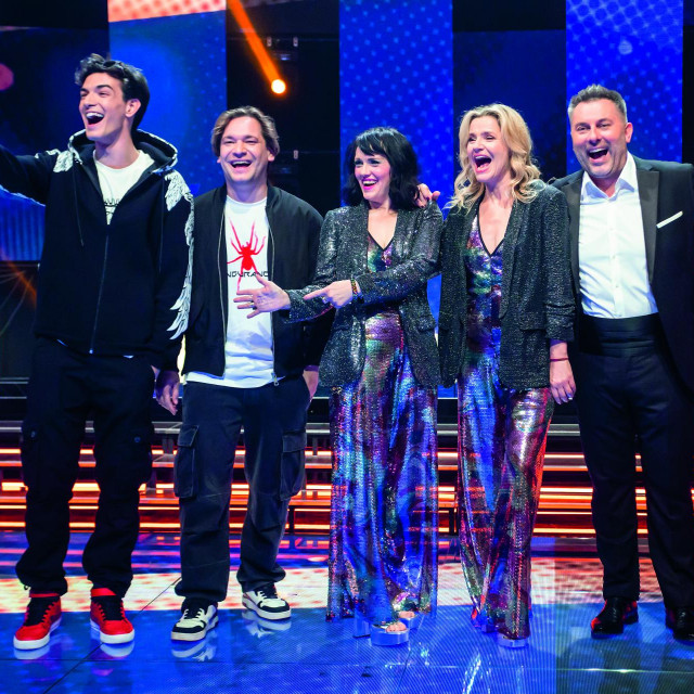 Polufinalna emisija showa ‘Zvijezde pjevaju‘