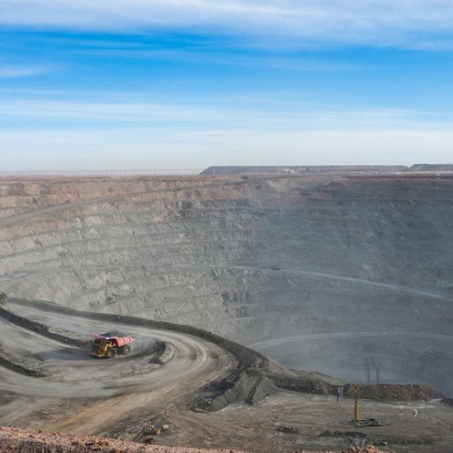 Rudnik bakra Oyu Tolgoi