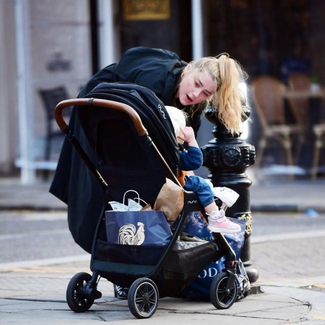 Amber Heard  i Oonagh Paige Heard