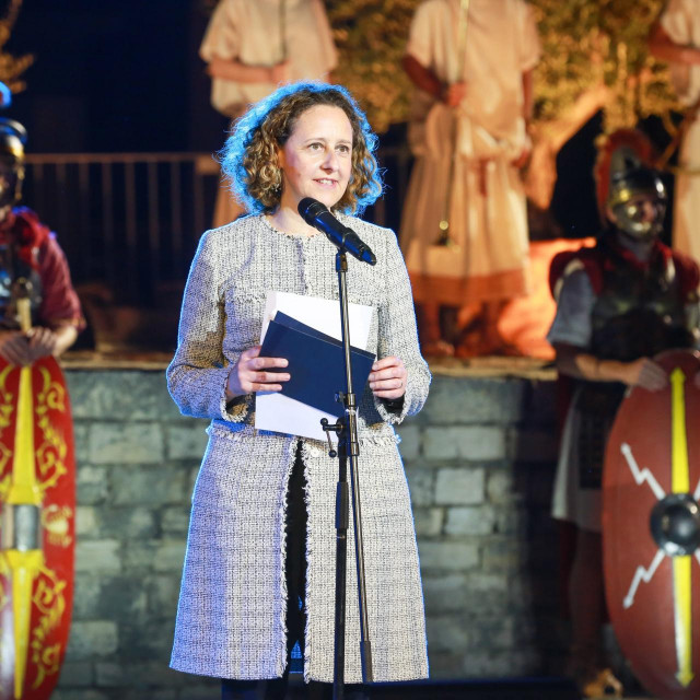 Nina Obuljen Koržinek
 