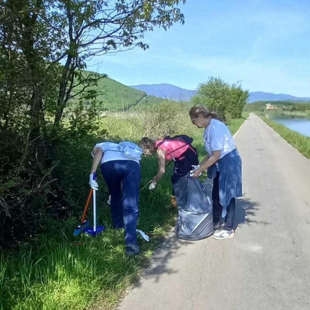 Čišćenje okoliša na području Otočca