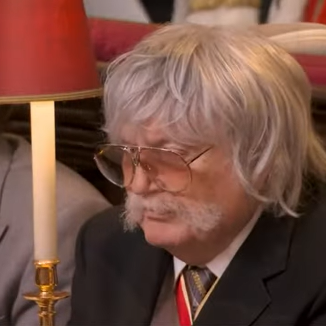 Sir Karl Jenkins na krunidbi