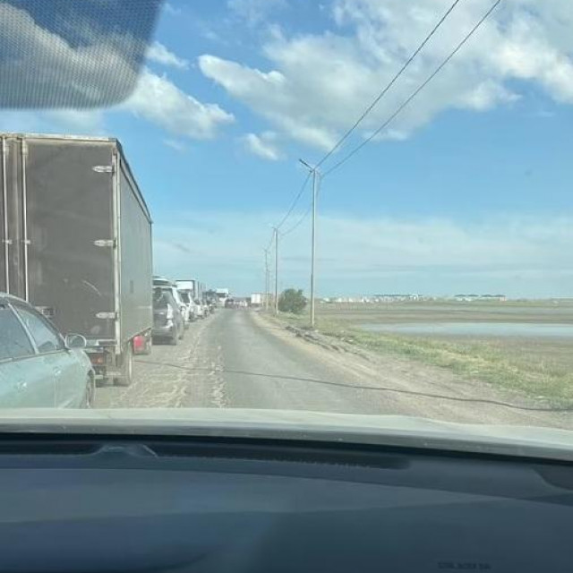 Gužve zbog naređene evakuacije