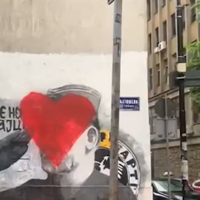 Prefarbani mural Ratka Mladića