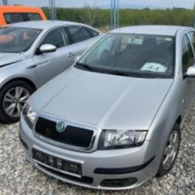 Licitacija službenih vozila i strojeva