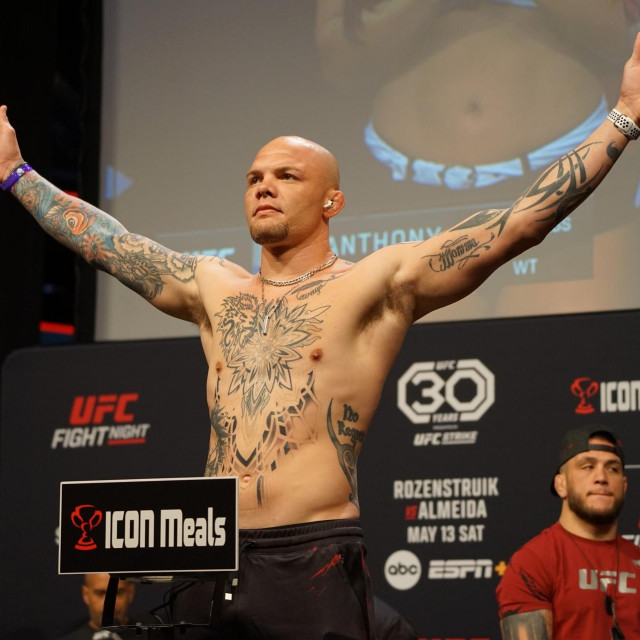 Anthony Smith