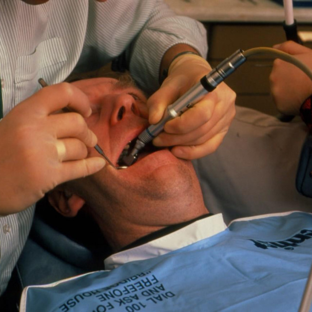 Stomatolog (ilustracija)