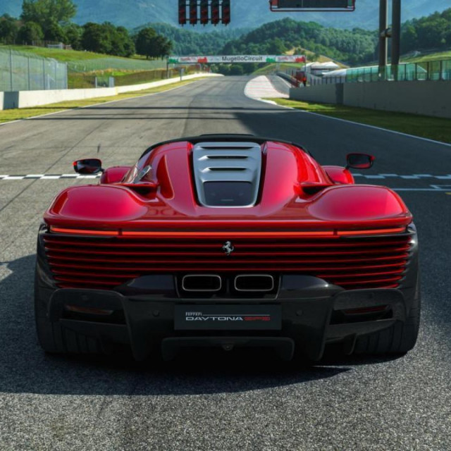 Ferrari Daytona SP4