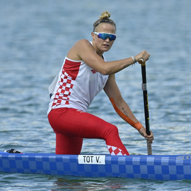 Vanesa Tot (arhiva)