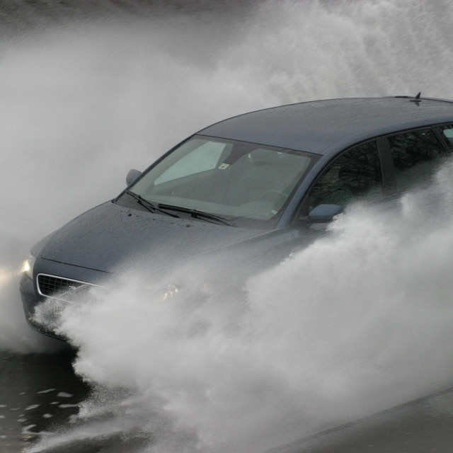 Akvaplaning, ilustracija