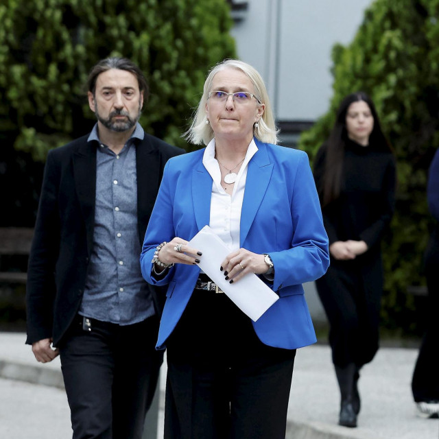 Ana-Maria Šimundić (druga slijeva)
 