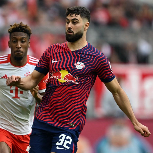 Kingsley Coman i Joško Gvardiol u duelu