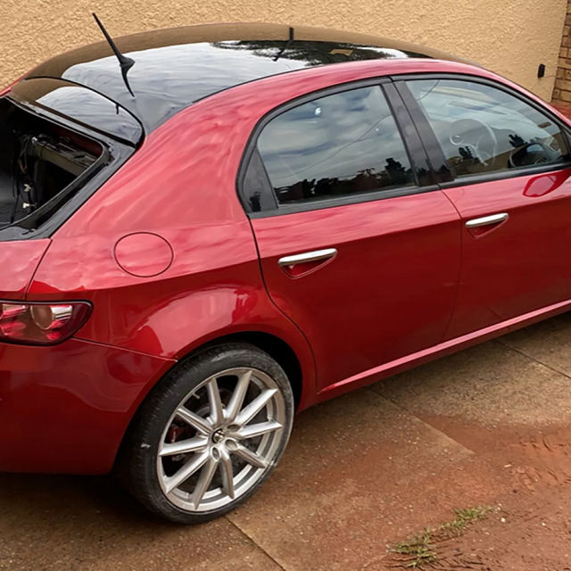 Alfa Romeo Brera (pet vrata)