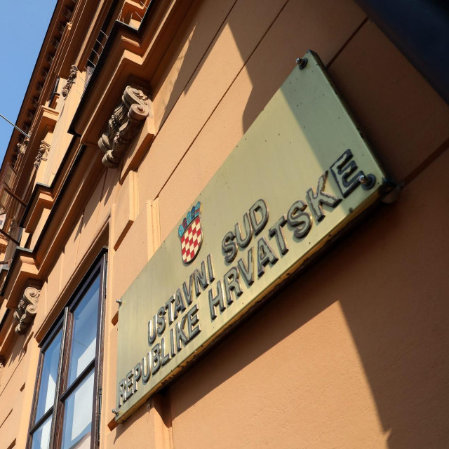 Ustavni sud 