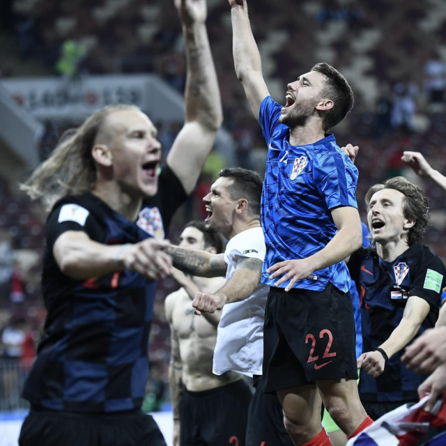 Pivarić, Vida i Mandžukić nakon pobjede nad Engleskom