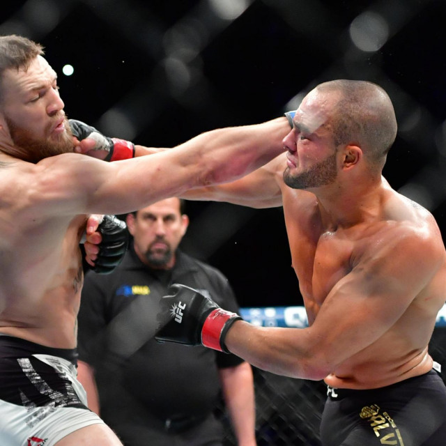 McGregor vs. Alvarez