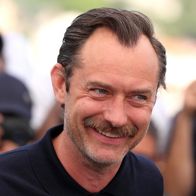 Jude Law koristio je posean, smrdljiv pripravak na setu